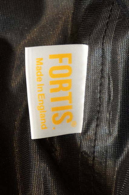 FORTIS COLTHING 』(フォルティス クロージング ) リップス